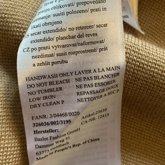 Basler 100% Virgin Wool Long Open Cardigan Sweater Size 42 EUR/ 10 US - Picture 14 of 14